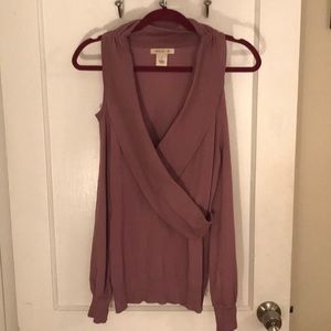 Cold Shoulder tunic with criss-cross front!
